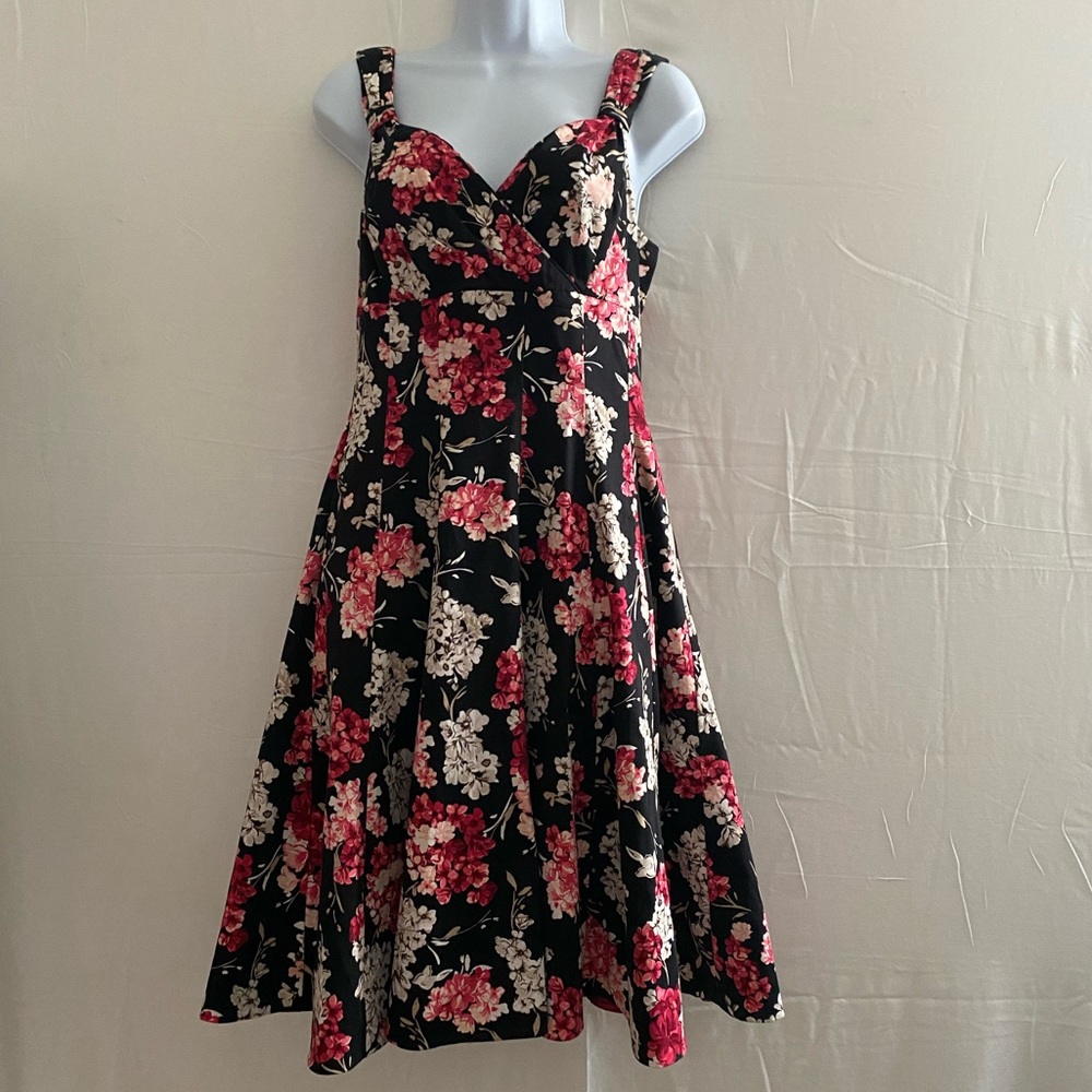 White House Black Market Faux Wrap Floral Print Fit and Flare Dress, Size 4